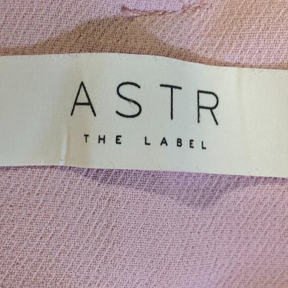 ASTR The Label Women's Pleated WIde Leg Belted Cropped Pants‎ SIze L - Picture 7 of 13